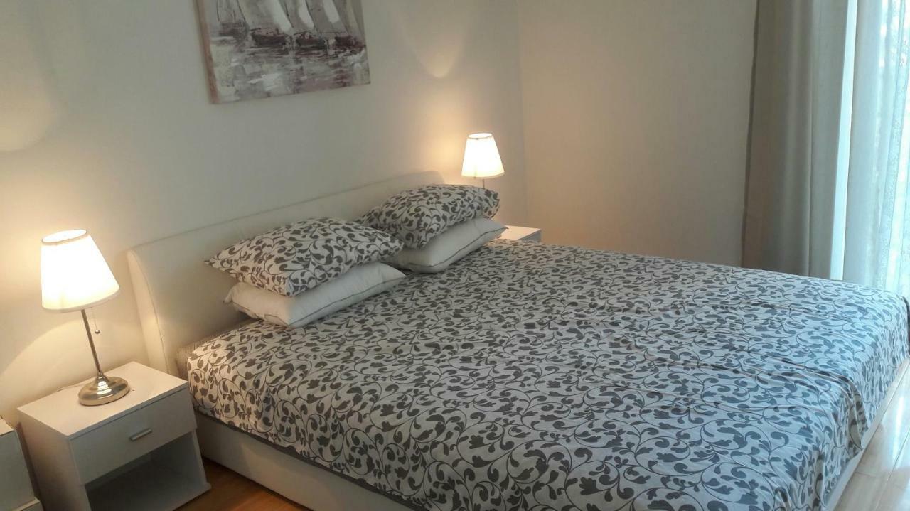 Apartmani Vitturi Kaštela Kültér fotó
