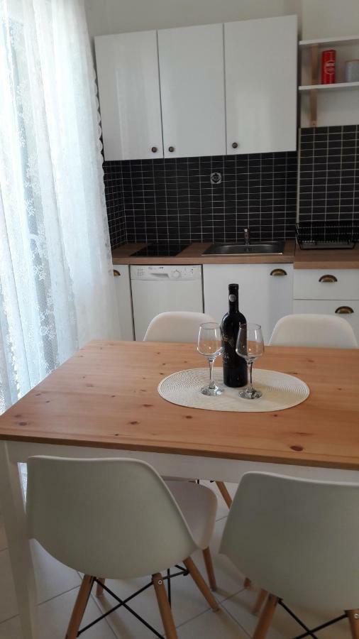 Apartmani Vitturi Kaštela Kültér fotó