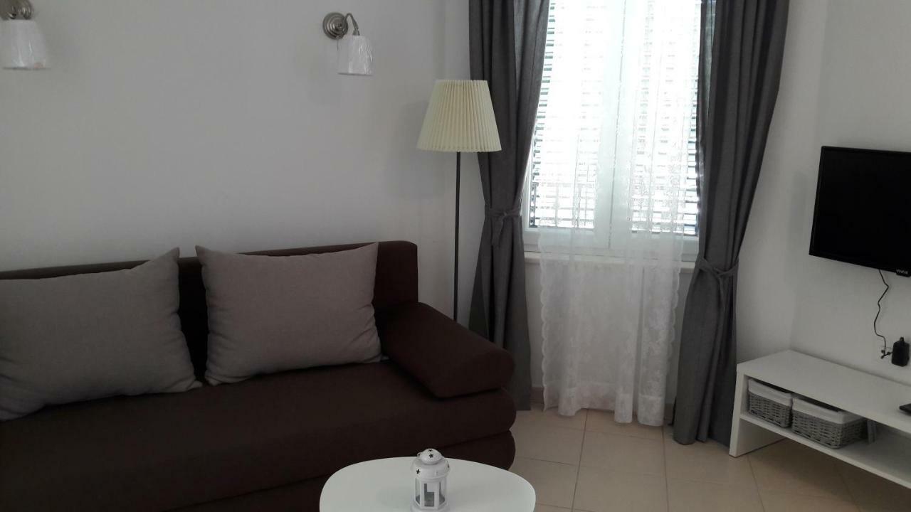 Apartmani Vitturi Kaštela Kültér fotó